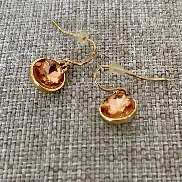 NWOT Earnings Peach Faceted Crystal and Gold Metal - Picture 2 of 6